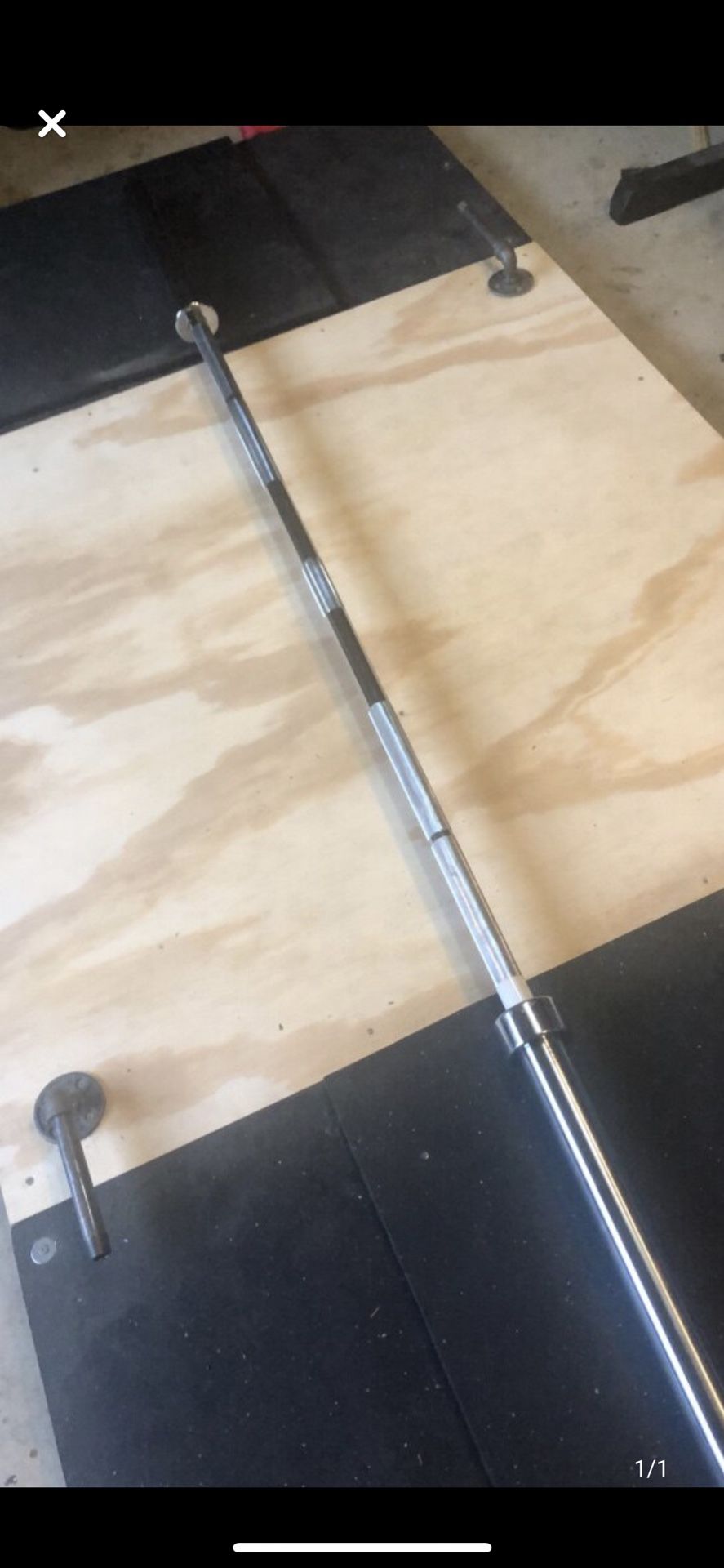 BRAND NEW 7’ Olympic barbell with tag