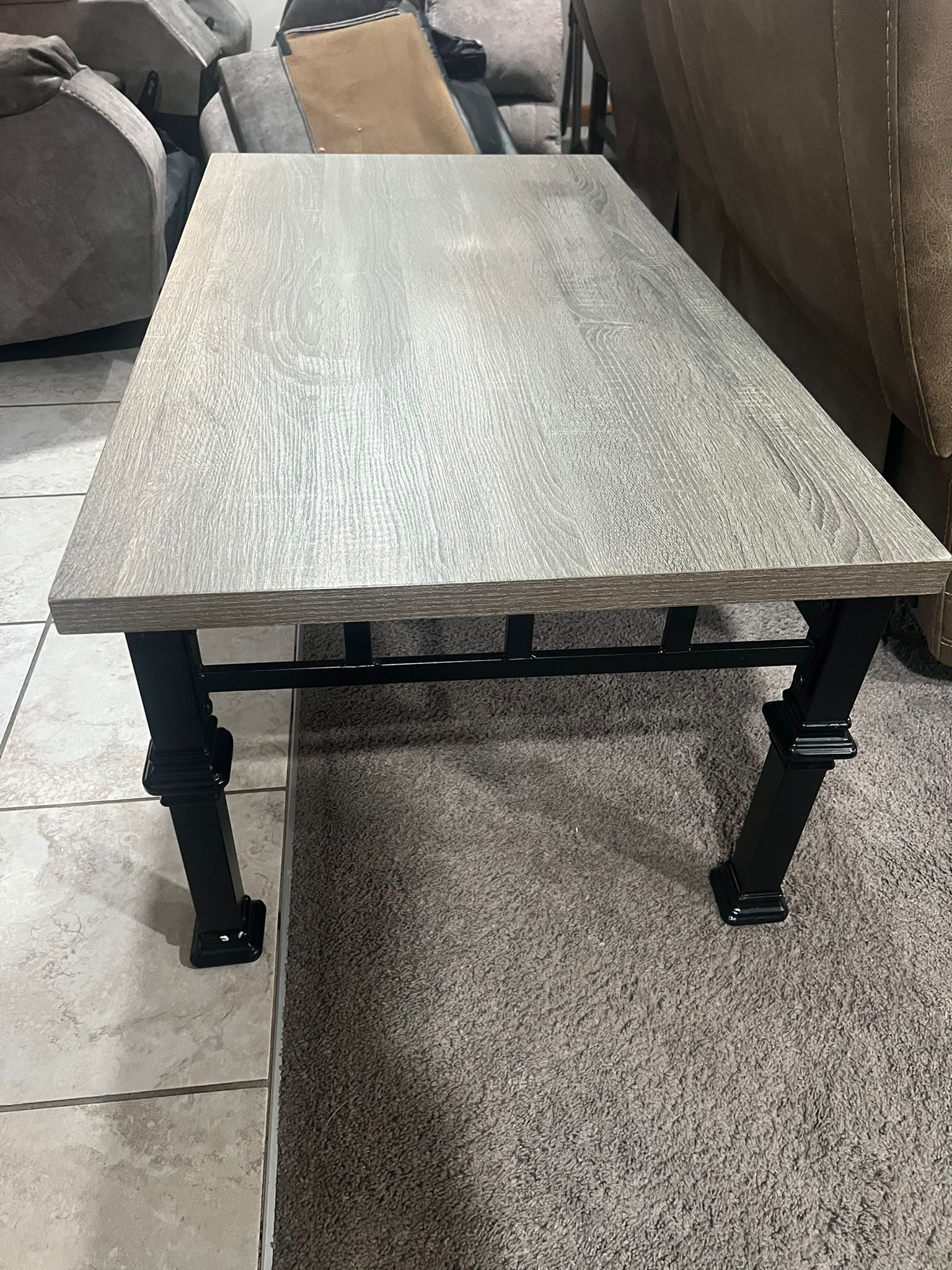 Accent & Coffee Tables