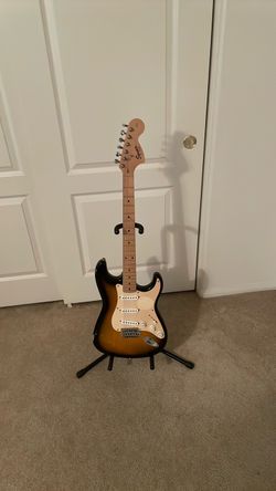 Squier strat