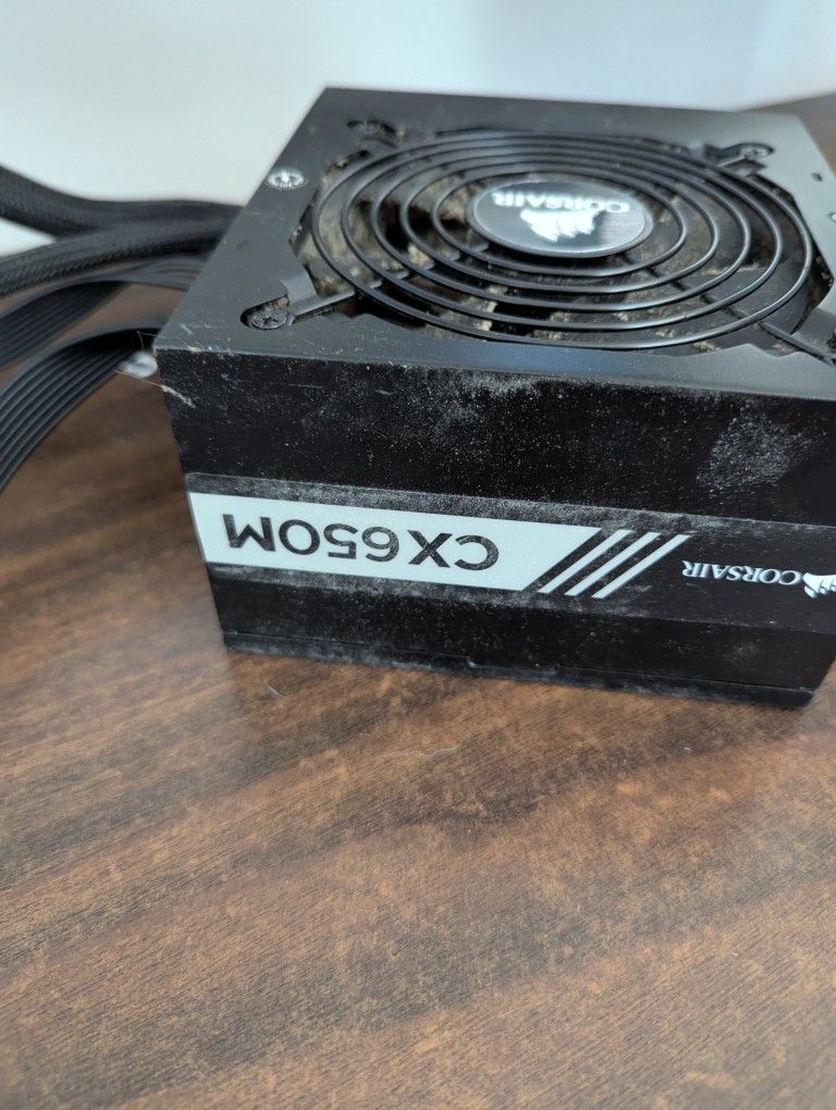 650 Watt PC Power Supply