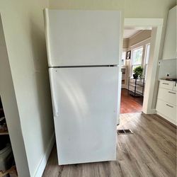 Refrigerator (works Well)