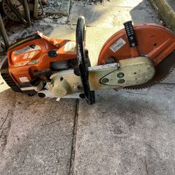  A NICE COMMERCIAL STIHL  CONCRETE SAW TS400 WORKS GREAT 