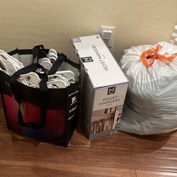 free teen girl clothes small + hangers