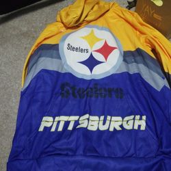 3xlarge PITTSBURG STEELERS HOODIE NEW IN BAG LIMITED TIME FREE MATCHING MASK
