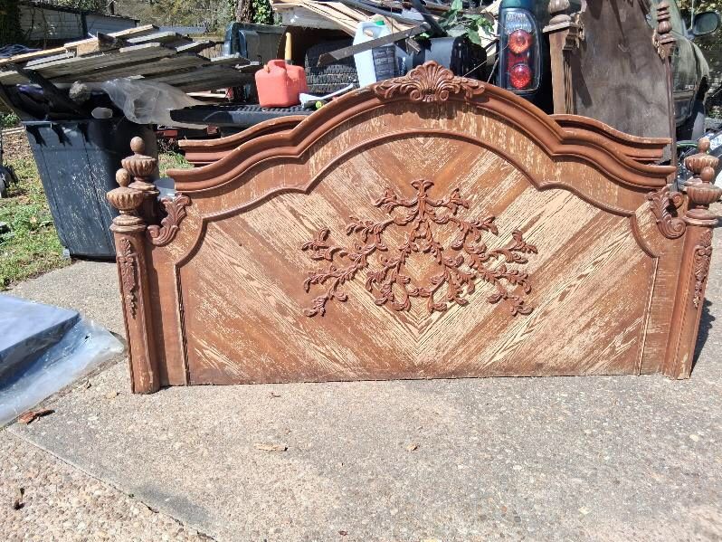 Antique Queen Bed