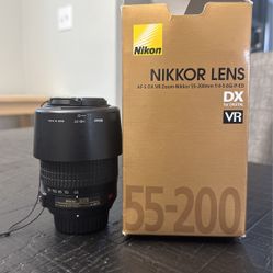 Nikon 55-200mm f/4-5.6G ED IF AF-S DX VR [Vibration Reduction] Nikkor Zoom
