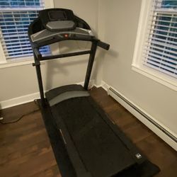 Proform Treadmill With iFit 