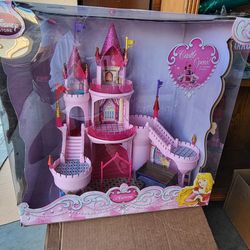 Disney Sleeping Beauty Aurora Deluxe Castle Playset 