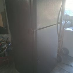 Black Fridge 