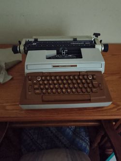 Corona electric typewriter
