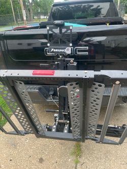 Wheel chair lift for car truck or van