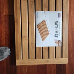 Bamboo Slatted Bath Mat, New Condition 