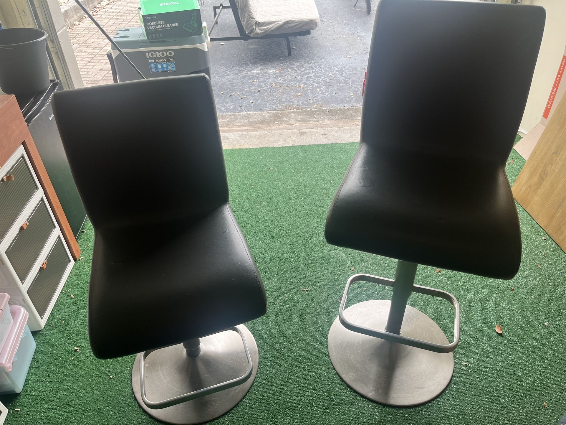 Modern Swivel Bar Stools