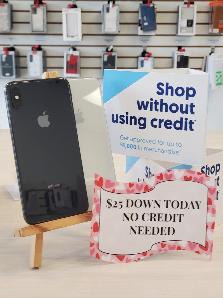 IPhone XS UNLOCKED FOR ALL CARRIERS INCLUDING INTERNATIONAL - $25 Down Today, No Credit Required