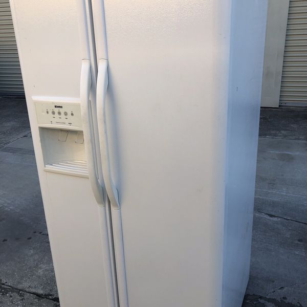 Kenmore White Side By Side Refrigerator for Sale in Orlando, FL - OfferUp