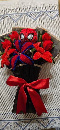 Pipe cleaner spiderman bouquet