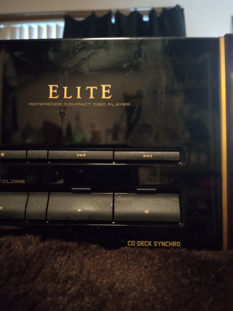 Pioneer Elite PD65 CD Player
