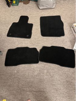 Floor mats for 2023 ford explorer