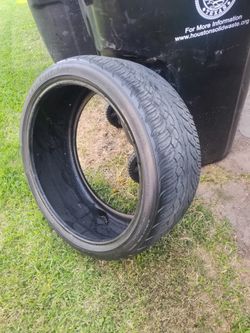 22 Inch 265/35/22 Yokohama Tire