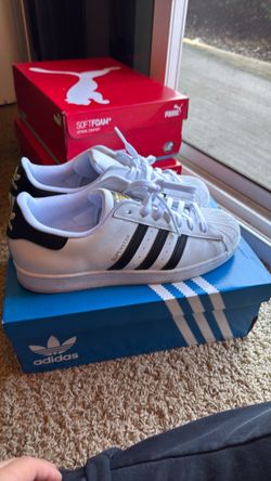 Adidas superstar’s