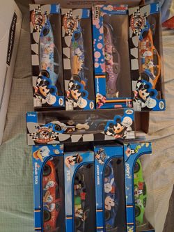 Disney Racing Across America 1:24 Scale Die-Cast Cars Lot