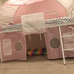 Kids canopy/tent Bed (twin)