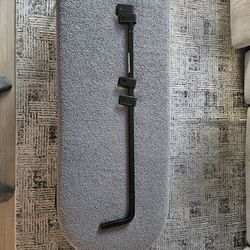 New metal straight arm mud flap hanger