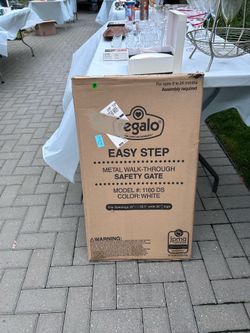 Regalo Easy Step Baby Gate
