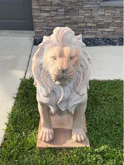 Solid Granite Lion Statue Pair