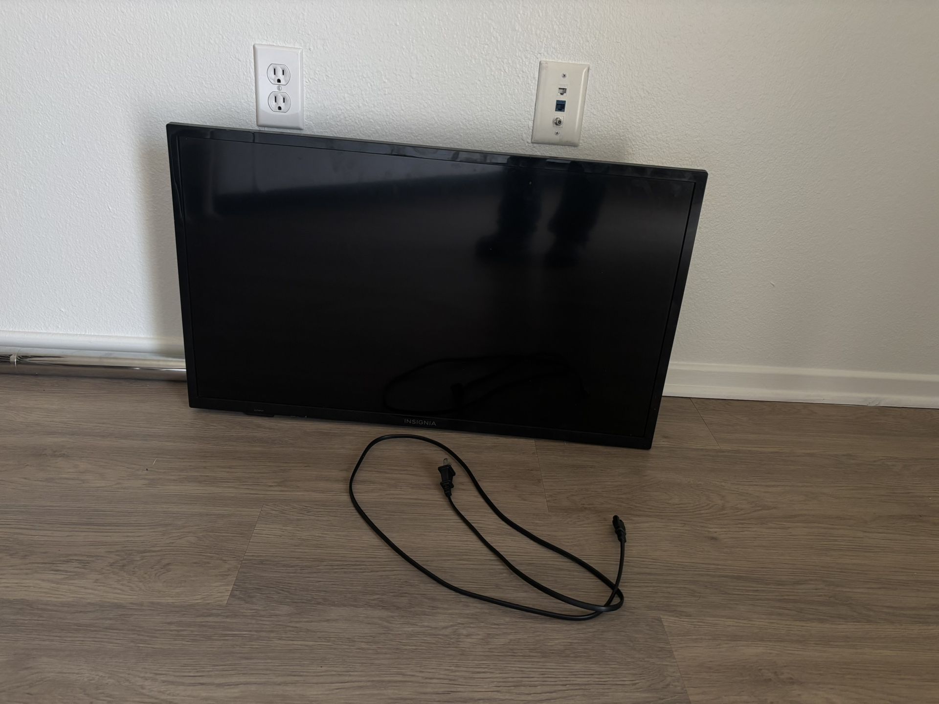 32” TV 