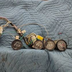 1970 Fiat 124 Coupe/Sport Factory Gauge Cluster