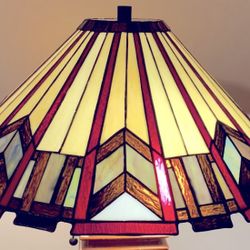 Tiffany Style Stained Glass  Lamp