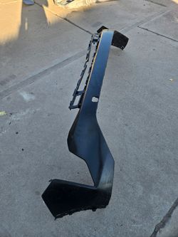 Kia k4 front Bumper  parts oem 25 to 26 base