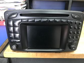 Mercedes Benz G Wagon G55 G500 Navigation screen Radio Cd Player