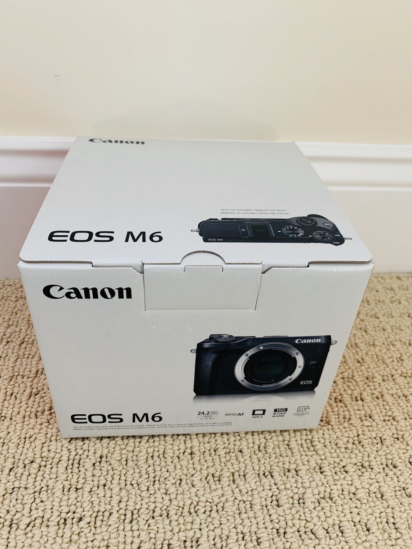 Canon EOS M6 Mirrorless Digital Camera (Body Only, Black) - NEW/ Never used + Warranty