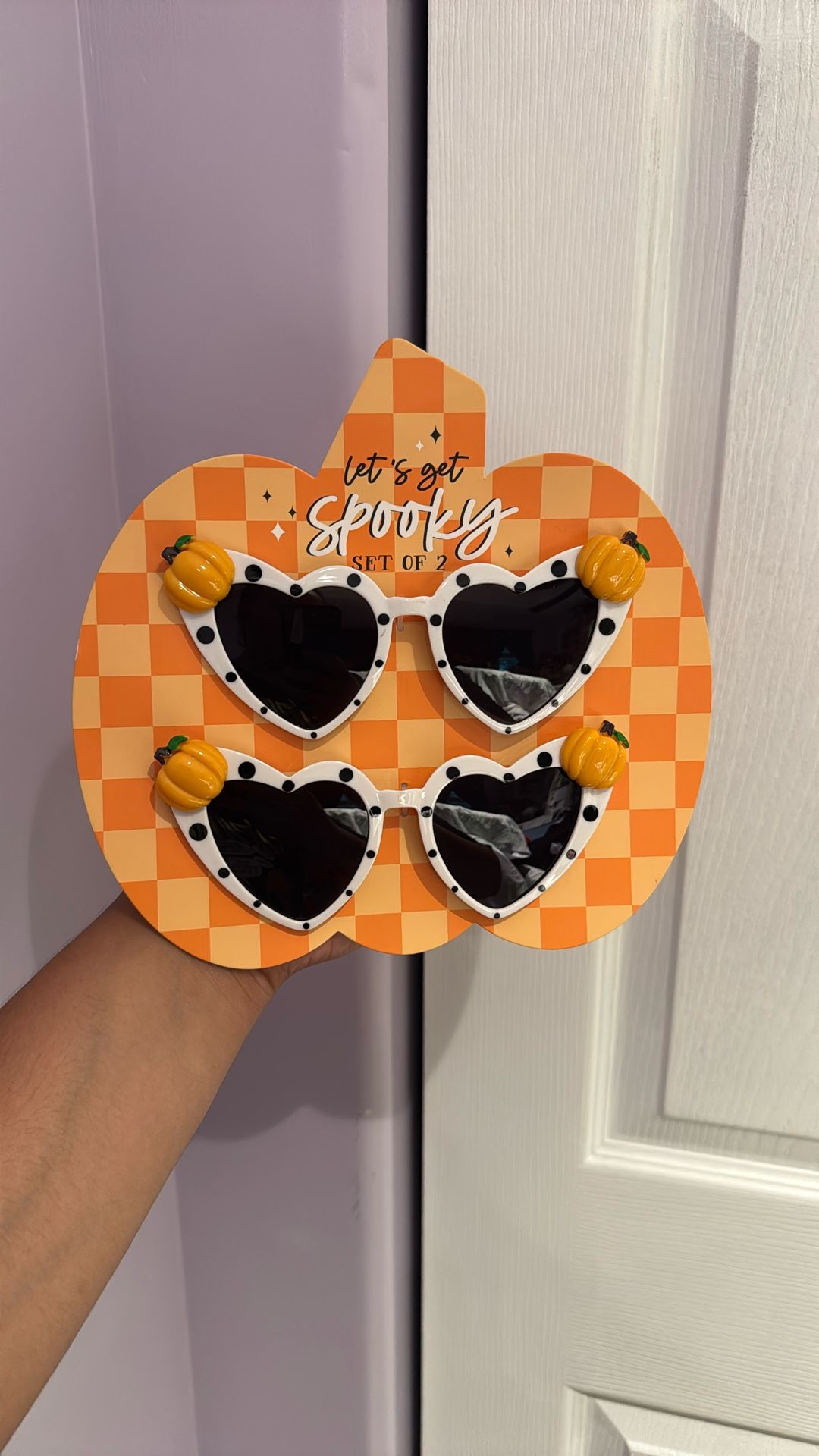 Cute heart shaped pumpkin sunglasses