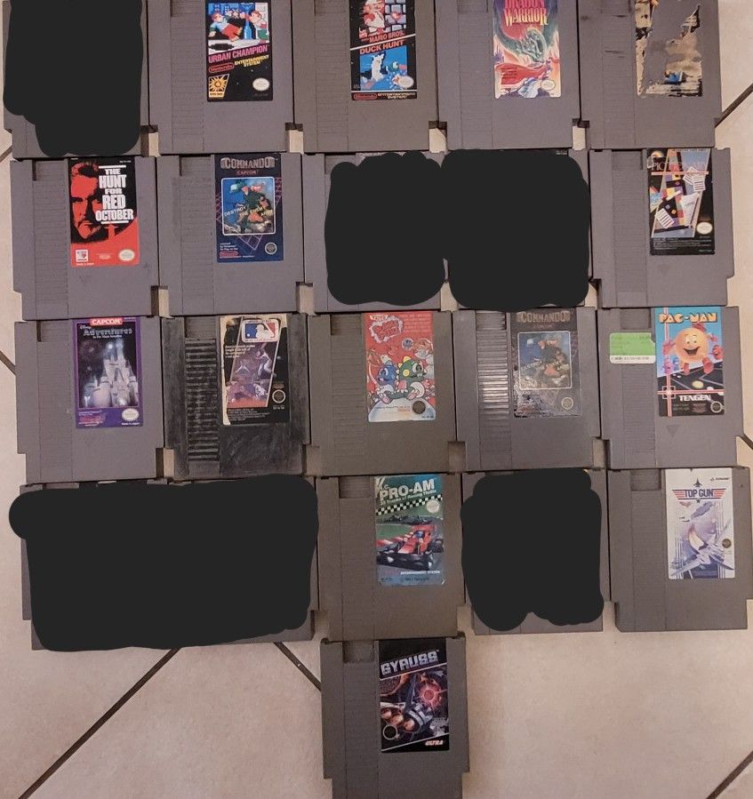 18 NINTENDO NES VIDEO GAMES