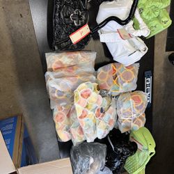 Huge Bundle Of 27 Chinese Purses And Handbags 