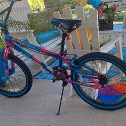 Girls  Genesis Bike 20"