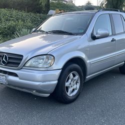 2000 Mercedes-Benz M-Class