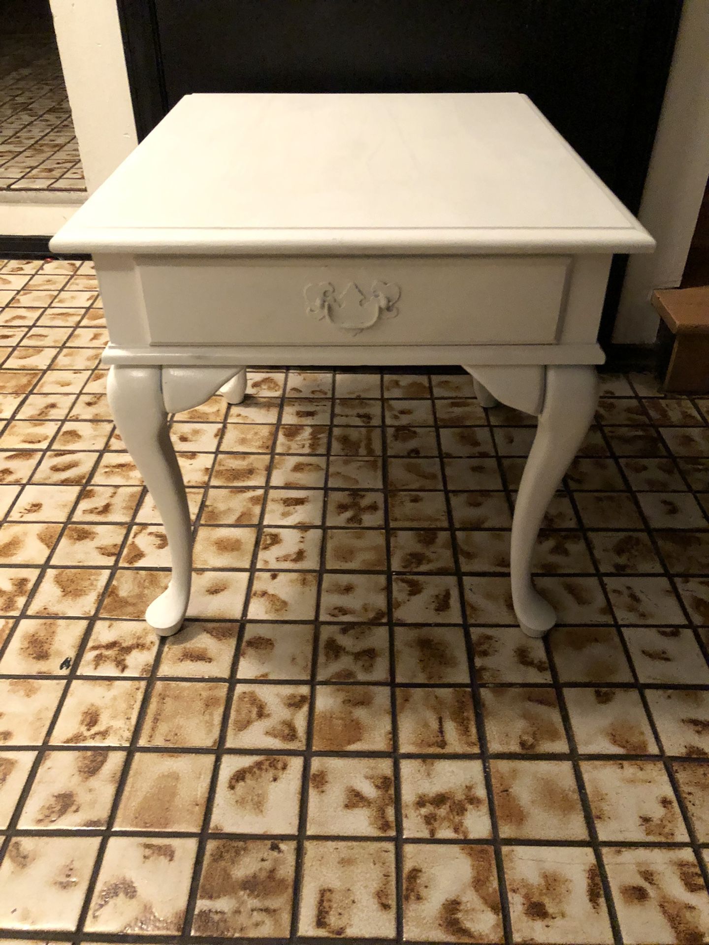 White mid Century side Table