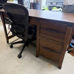 Home/office Desk and chair