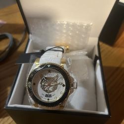 Gucci Dive Quartz White Dial White Rubber Strap Watch - YA136322