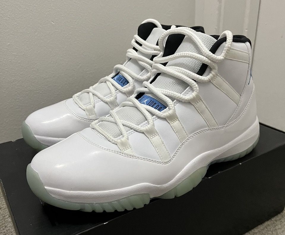 Jordan 11 Columbia