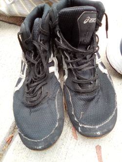 Adidas/asics noxing gym shoes