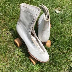 Vintage Cleveland Skate Roller Skates