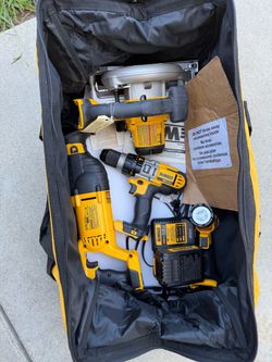 Dewalt power tool combo set