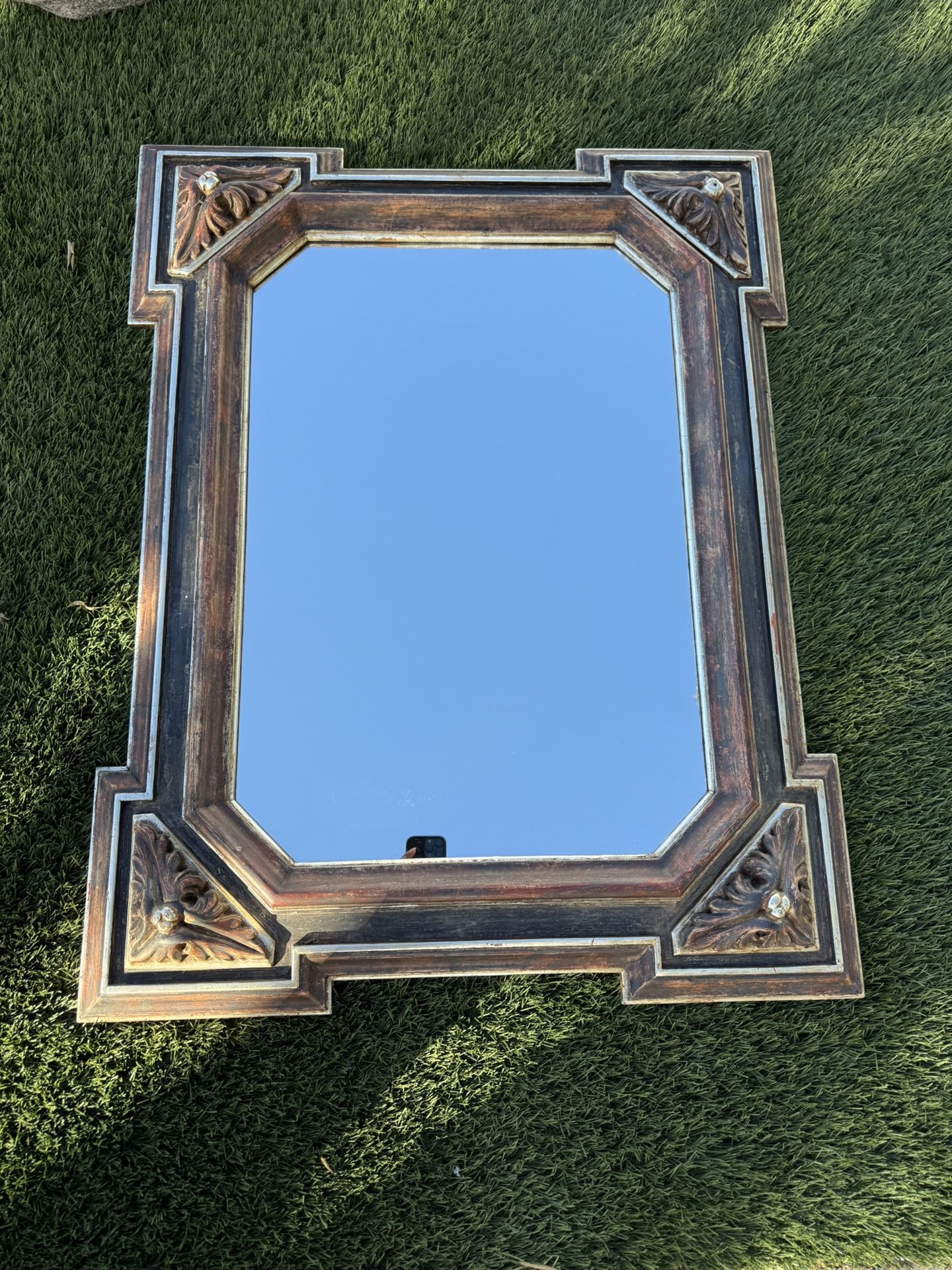 Vintage Italian Carved Wood Mirror – Classic & Elegant