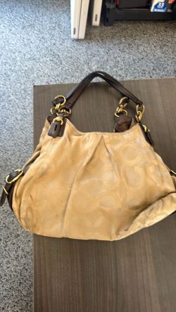 Coach Shoulder Maggie Shoulder Bag. No. H1077-15757 Brown
