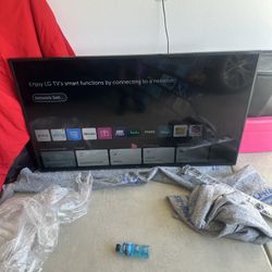 80” LG  Smart TV 